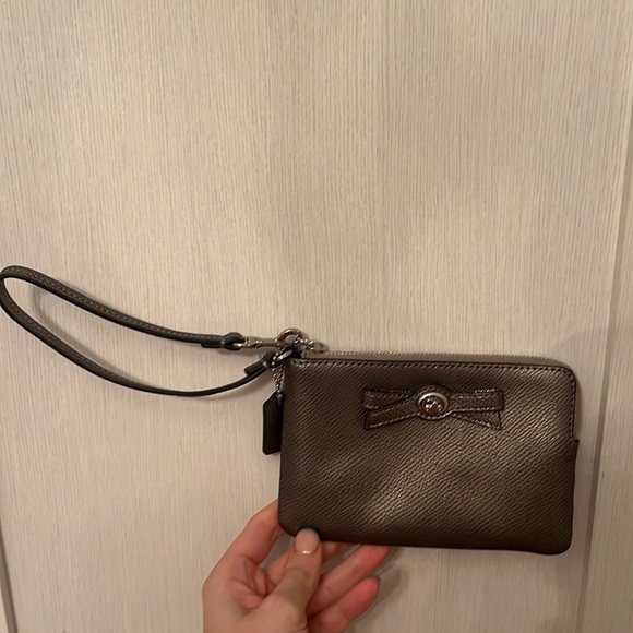 Silver Leather Wristlet with Silver Bow Detail, Two Card Pockets Inside - Picture 3 of 9